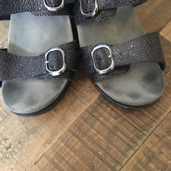 DANSKO Sophie Iridescent Shimmer Buckle Clogs Size 38 - Picture 3 of 8